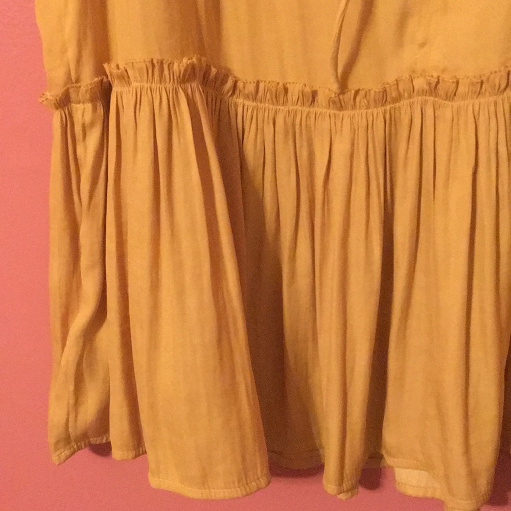 Flowy Tank Top - Picture 2 of 2